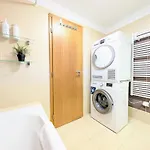 شقة Mills - Free Parking - Balcony With View - Close To Nivy Mall