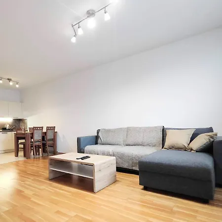 Mills - Free Parking - Balcony With View - Close To Nivy Mall Appartamento Bratislava