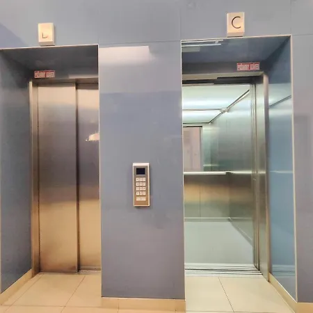 Apartamento Mills - Free Parking - Balcony With View - Close To Nivy Mall