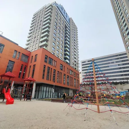 Mills - Free Parking - Balcony With View - Close To Nivy Mall Братислава