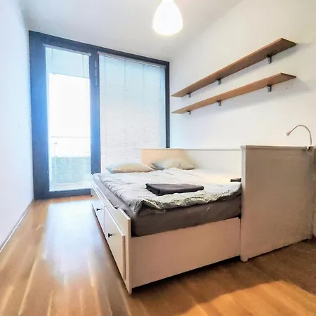 Mills - Free Parking - Balcony With View - Close To Nivy Mall Bratislava