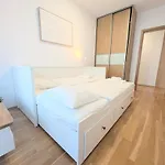Daire Mills - Free Parking - Balcony With View - Close To Nivy Mall
