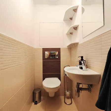 Daire Mills - Free Parking - Balcony With View - Close To Nivy Mall *