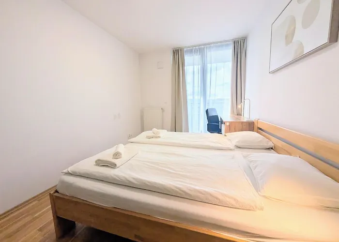 Mills - Free Parking - Balcony With View - Close To Nivy Mall Apartmán *